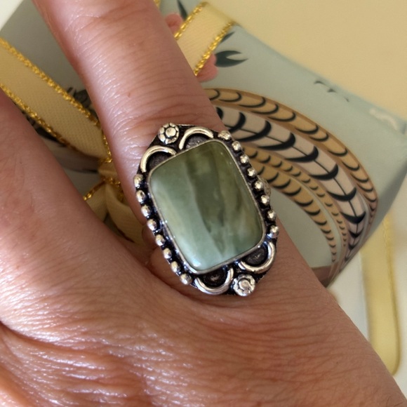 Jewelry - 💥FIRM Sale💥925 Sterling Silver Serpentine Gemstone Vintage Style Ring 5.5